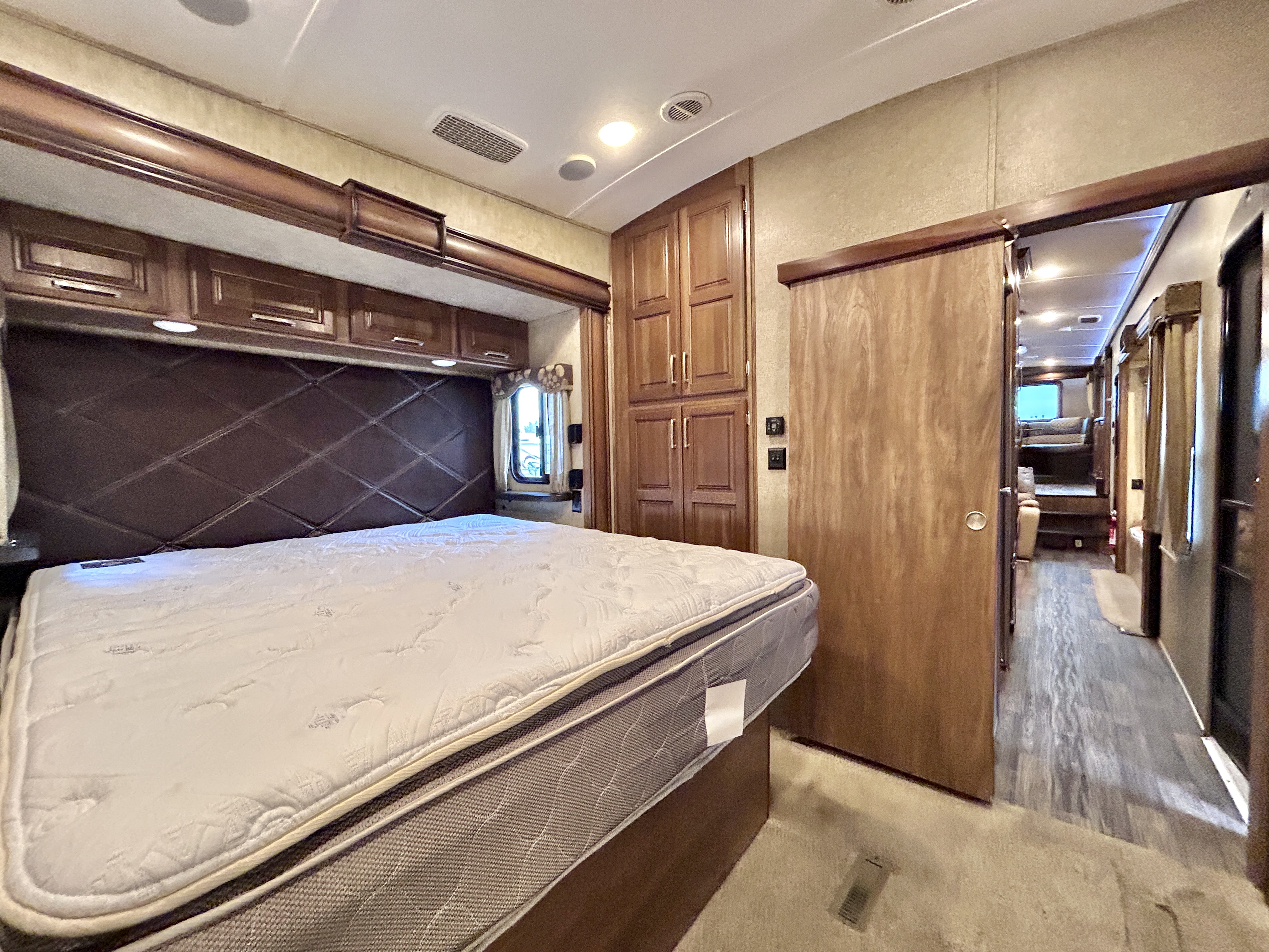 2017 Keystone Montana 3820FK - Image 19