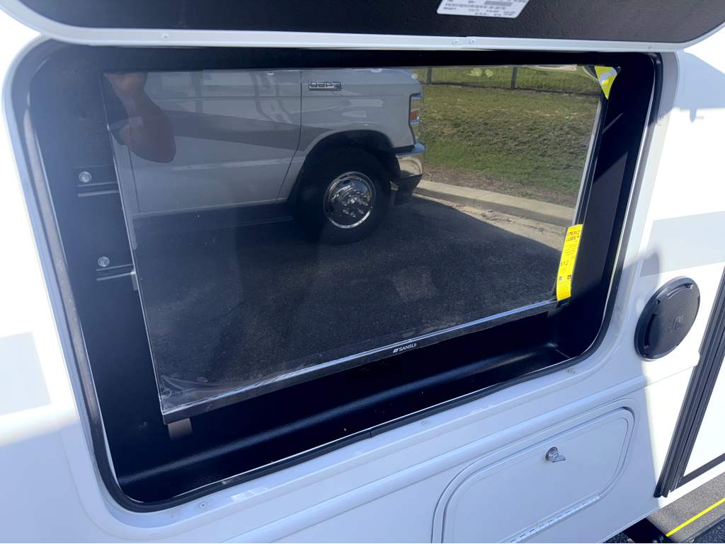 2027 ENTEGRA COACH ODYSSEY 24B - Image 8