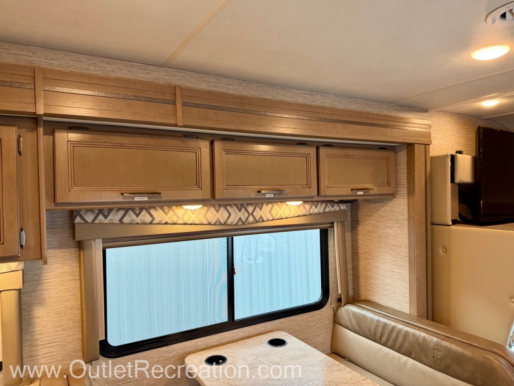 2021 Thor Motor Coach QUANTUM SL31 - Image 15
