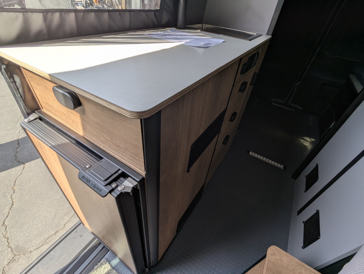 2026 Winnebago Revel 44E - Image 18