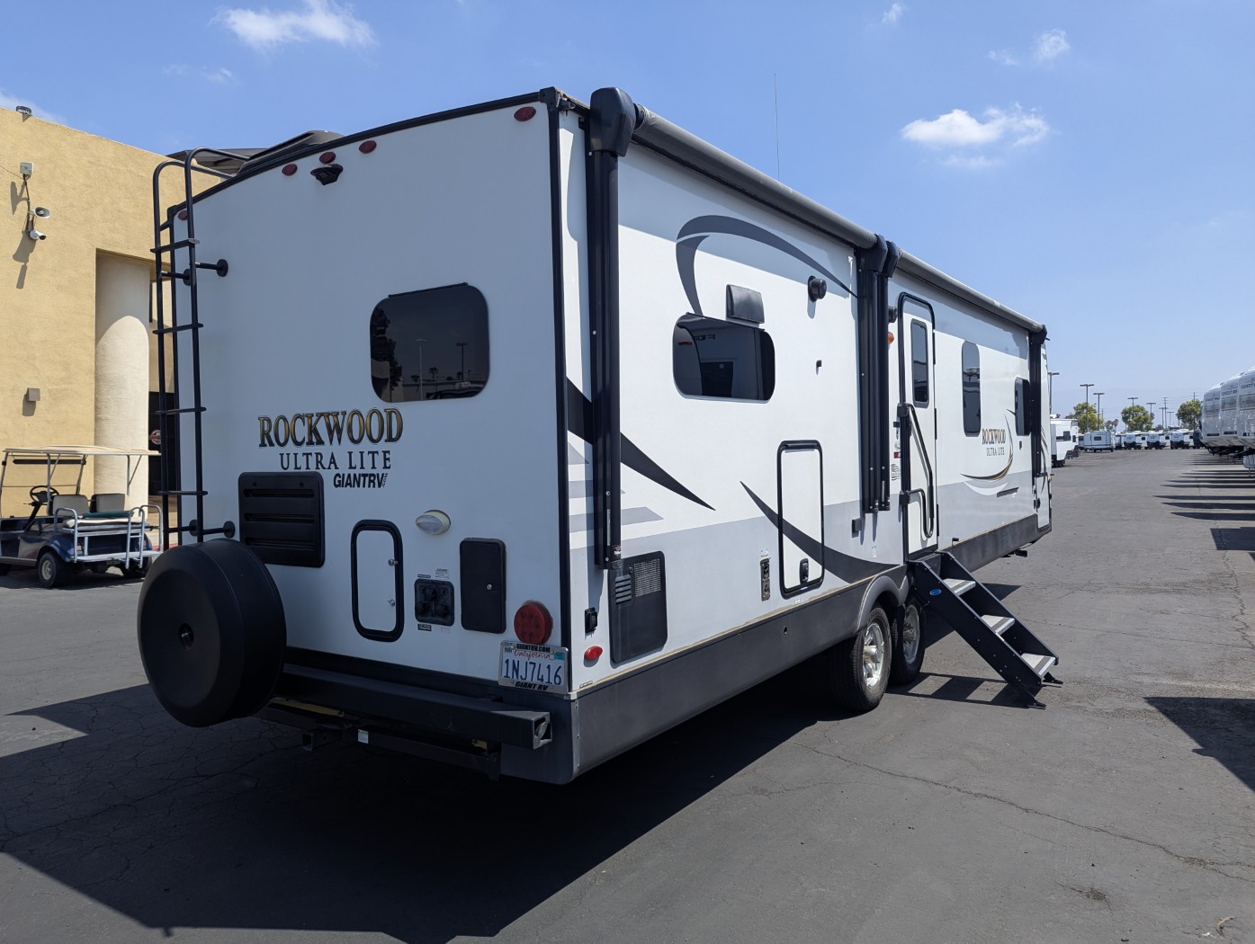 2021 Forest River Rockwood Ultra Lite 2902SW - Image 11