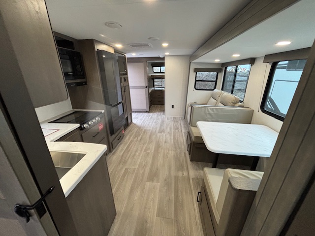 2026 Grand Design Transcend 305BHT - Image 29