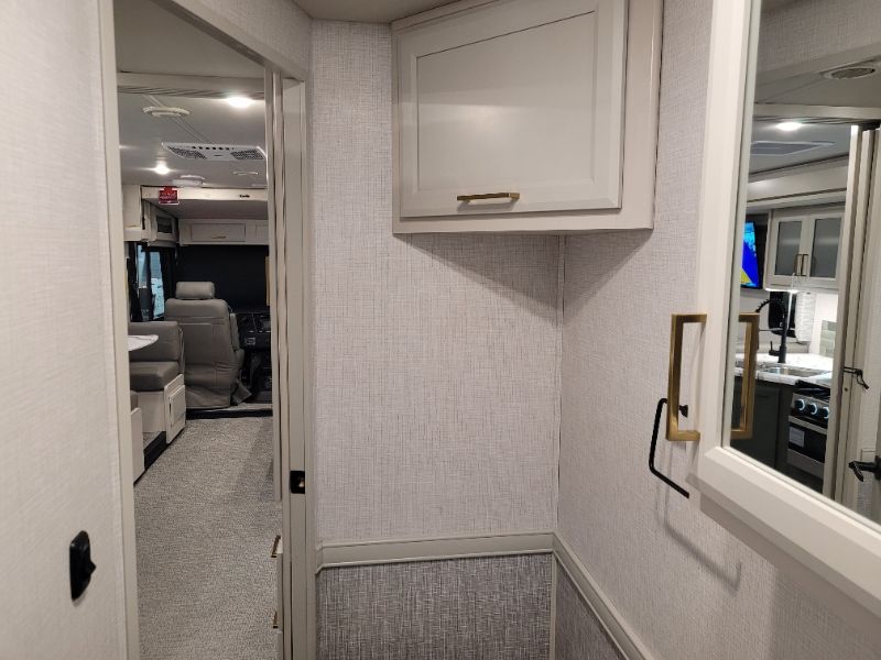 2026 Holiday Rambler Admiral 28A - Image 17