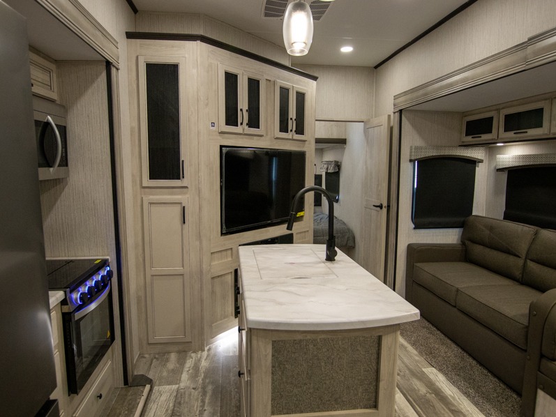 2023 Forest River Sandpiper 3440BH - Image 6