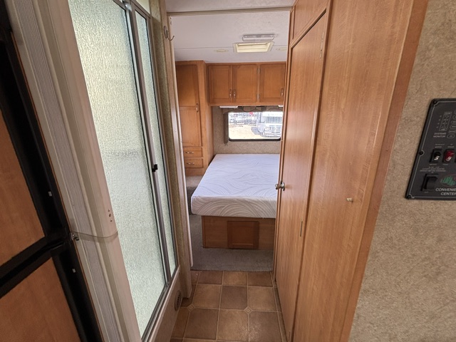 2010 SUNSEEKER 3100 - Image 22