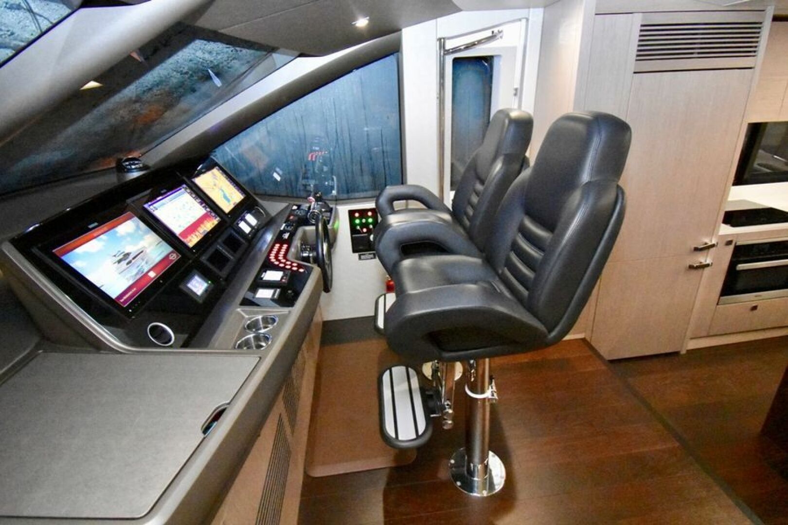 2018 Sunseeker Yacht - Image 15