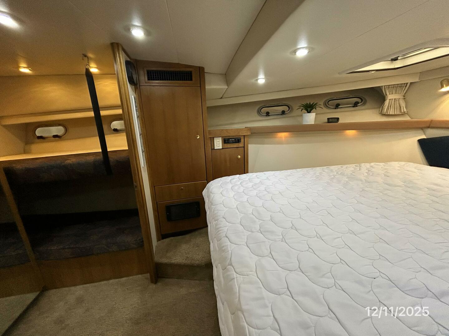 1998 Bayliner 4788 - Image 54