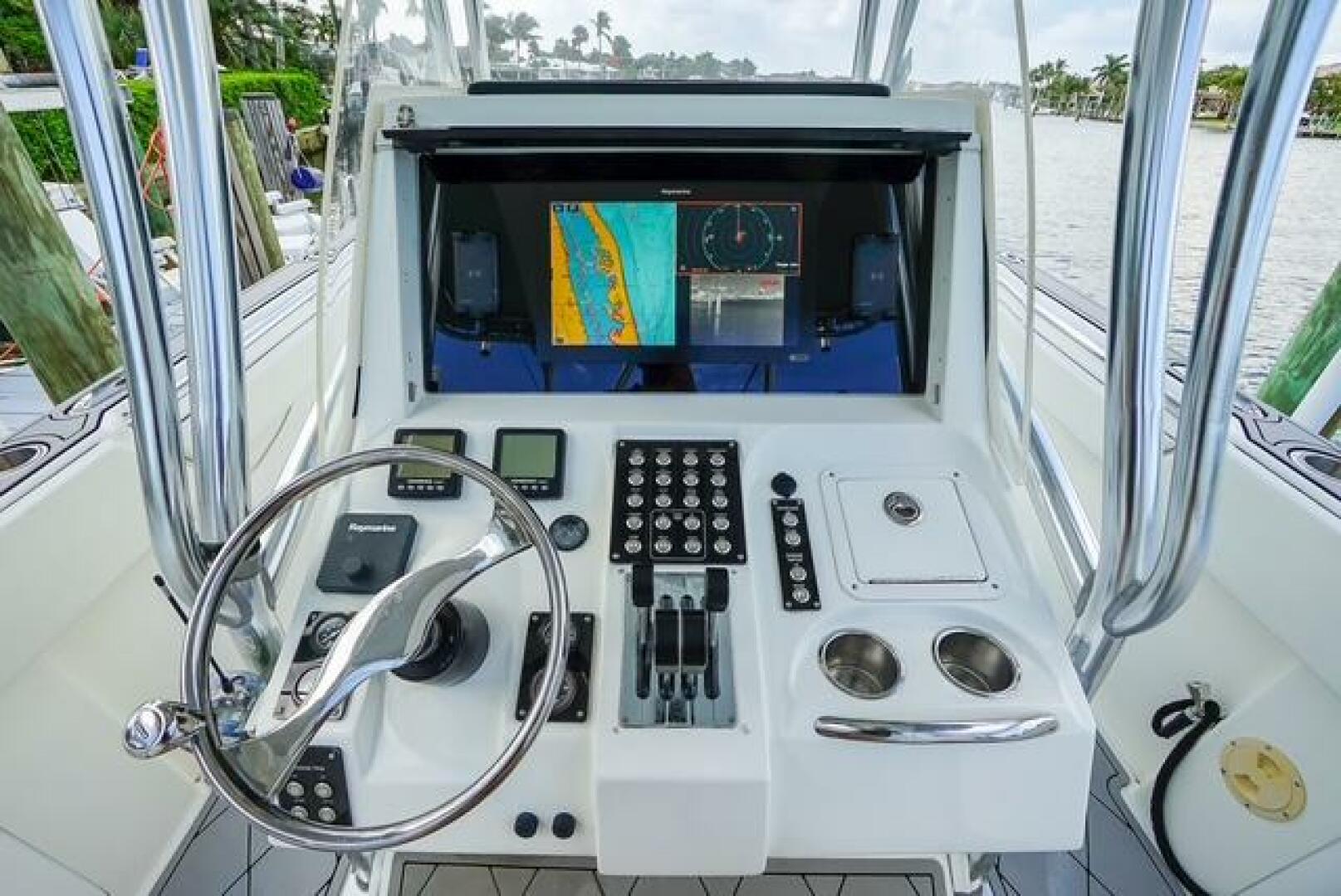 2007 Spectre 37 Center Console - Image 23