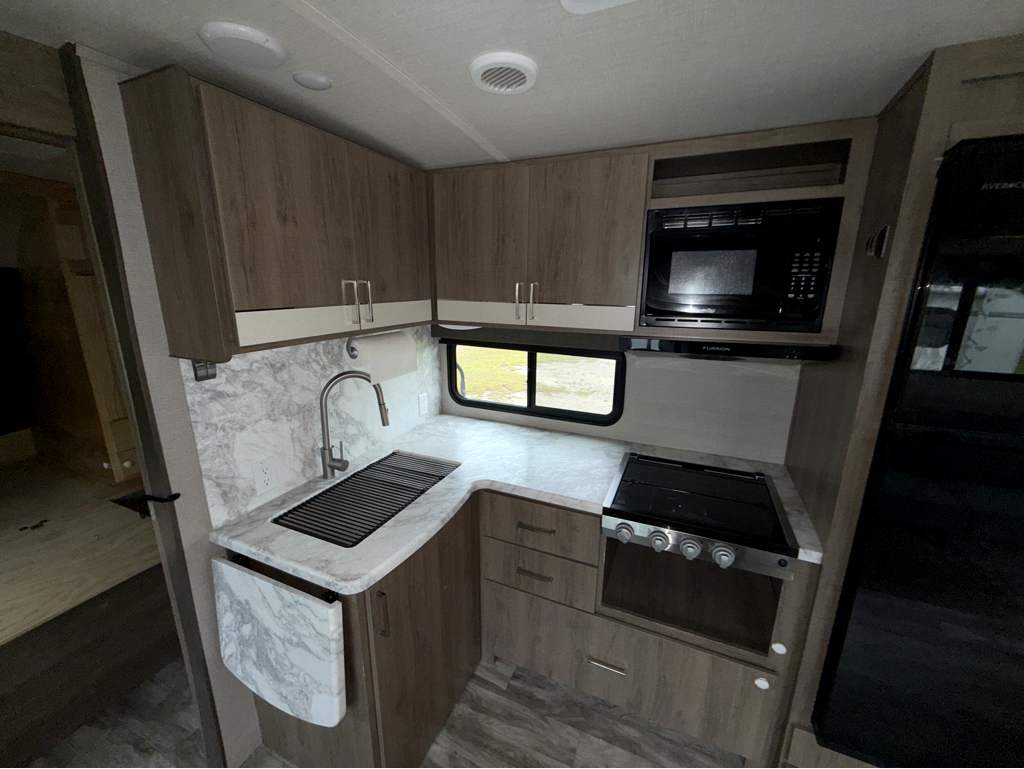 2022 GRAND DESIGN IMAGINE 2800BH - Image 13