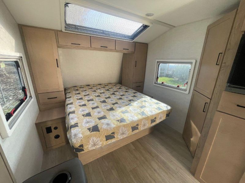2026 Ember RV Overland Series 201FBQ - Image 7