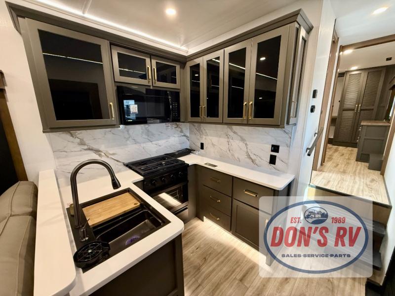 2027 High Country 391TB - Image 42