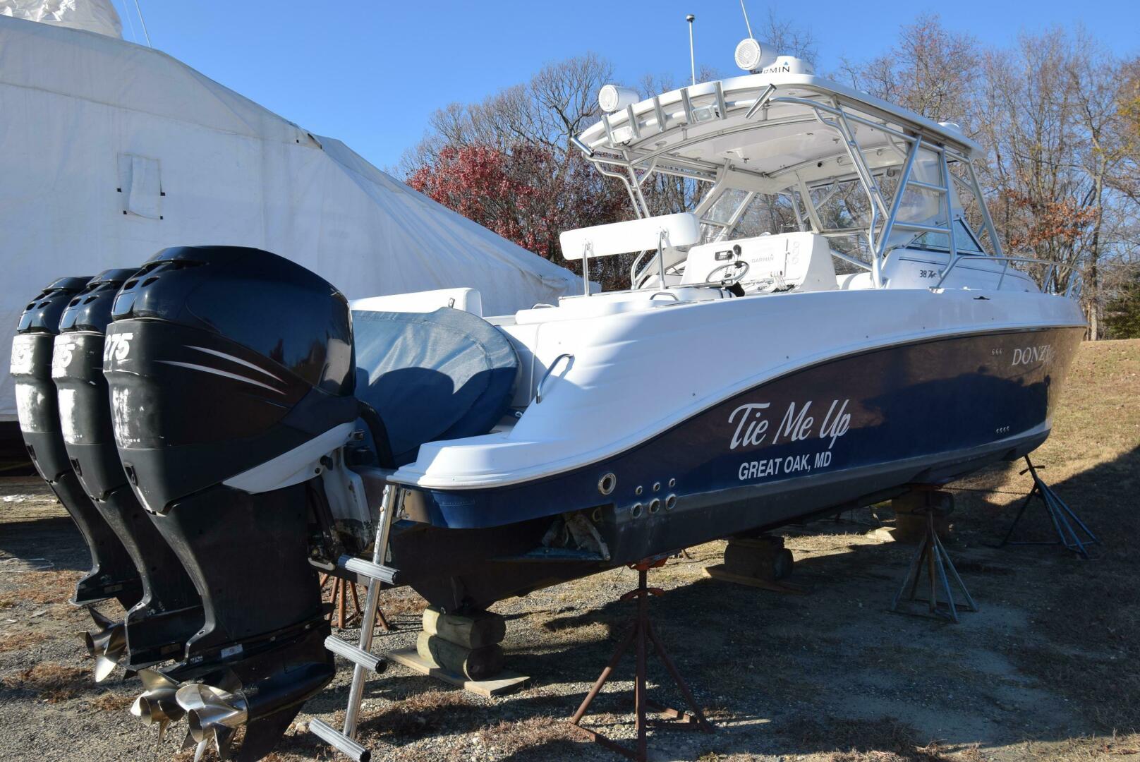 2005 Donzi 38 ZSF - Image 61