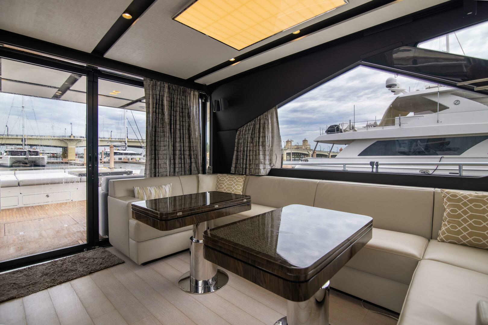 2019 Azimut S7 - Image 13
