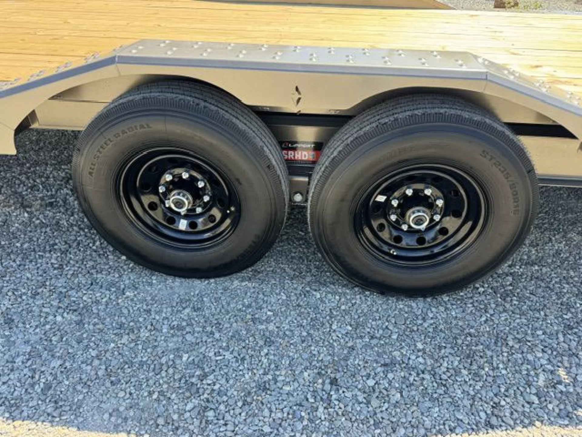 2026 DIAMOND C TRAILERS DIAMOND C HXD 207 L22X102 GVWR 15.5 - Image 4