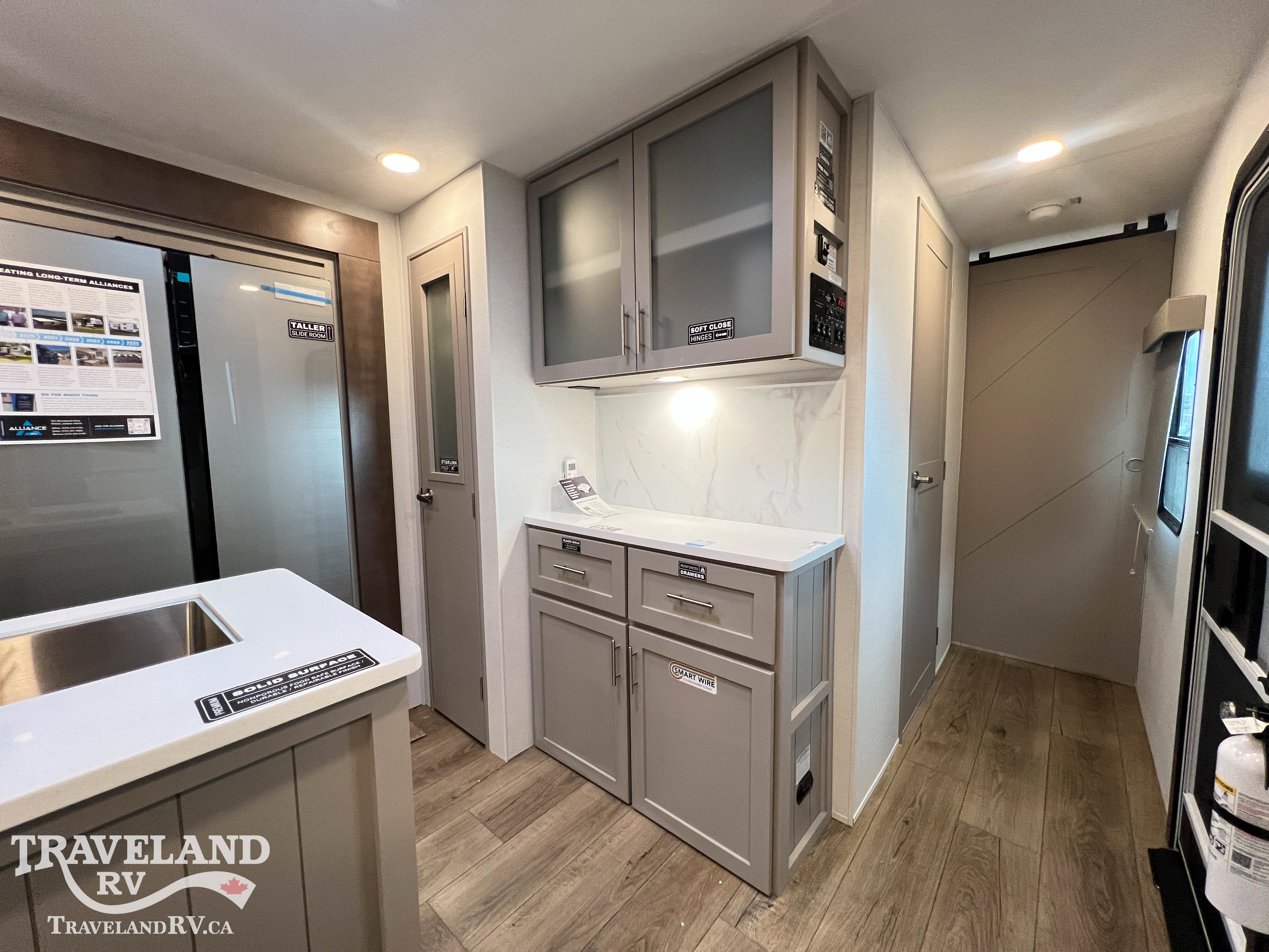 2026 Alliance RV AVENUE 332RL - Image 26
