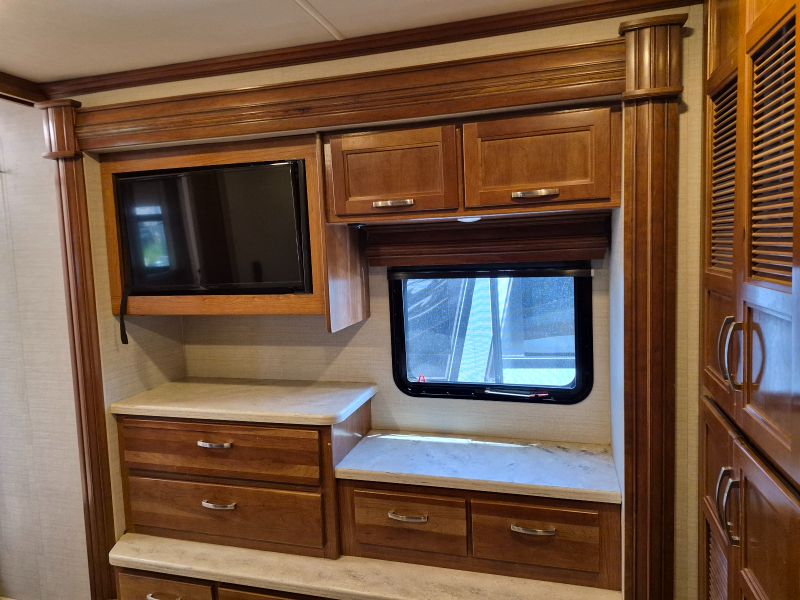 2018 Jayco Seneca 37HJ - Image 20