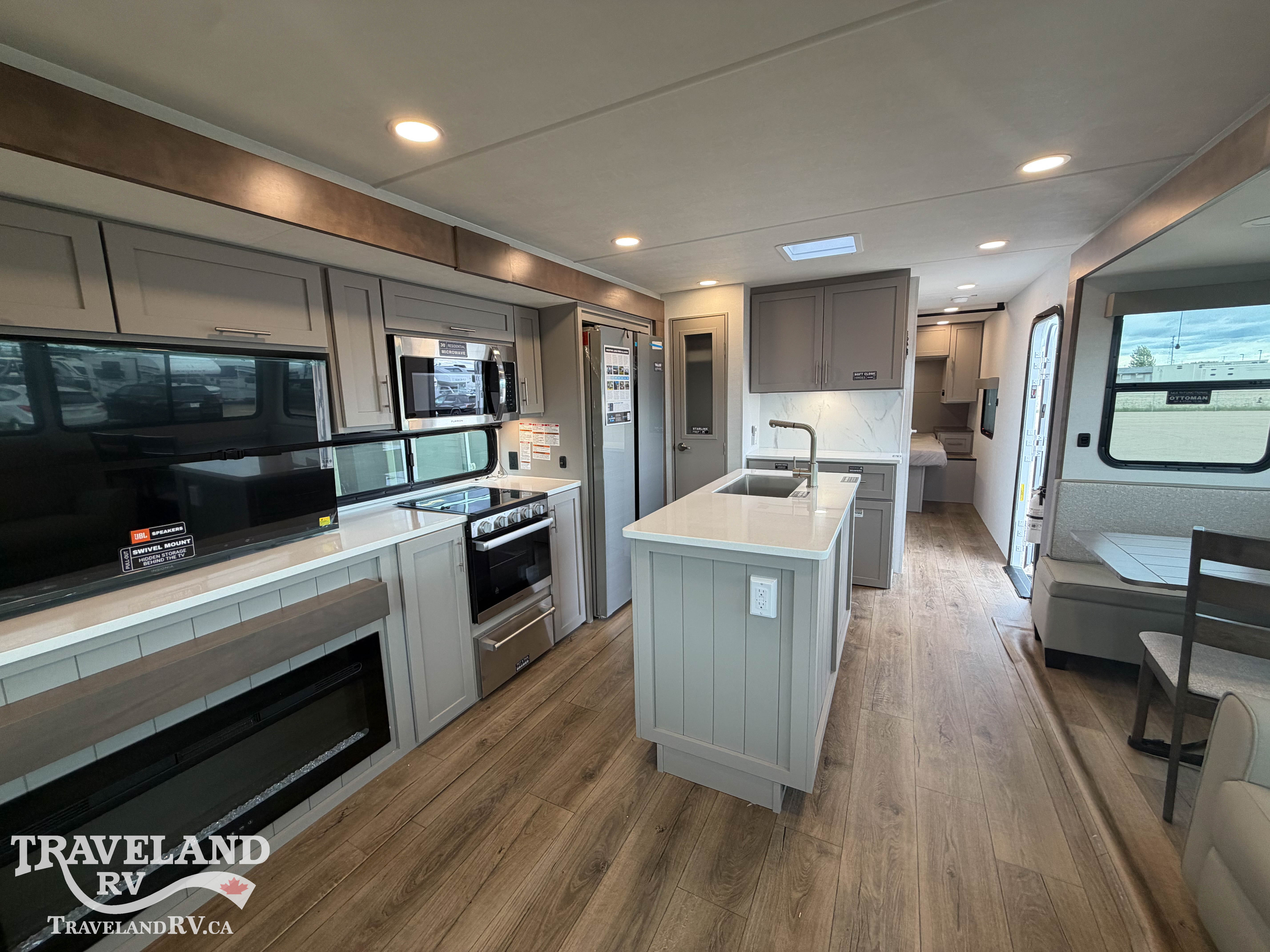 2026 Alliance RV Avenue 298RL - Image 4