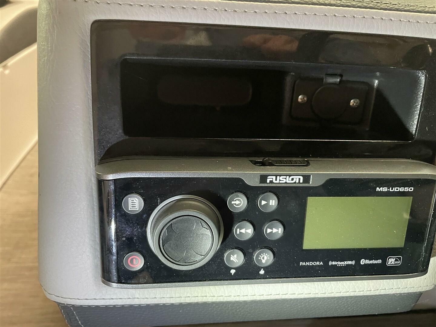 2019 Regal 2300 Base - Image 20