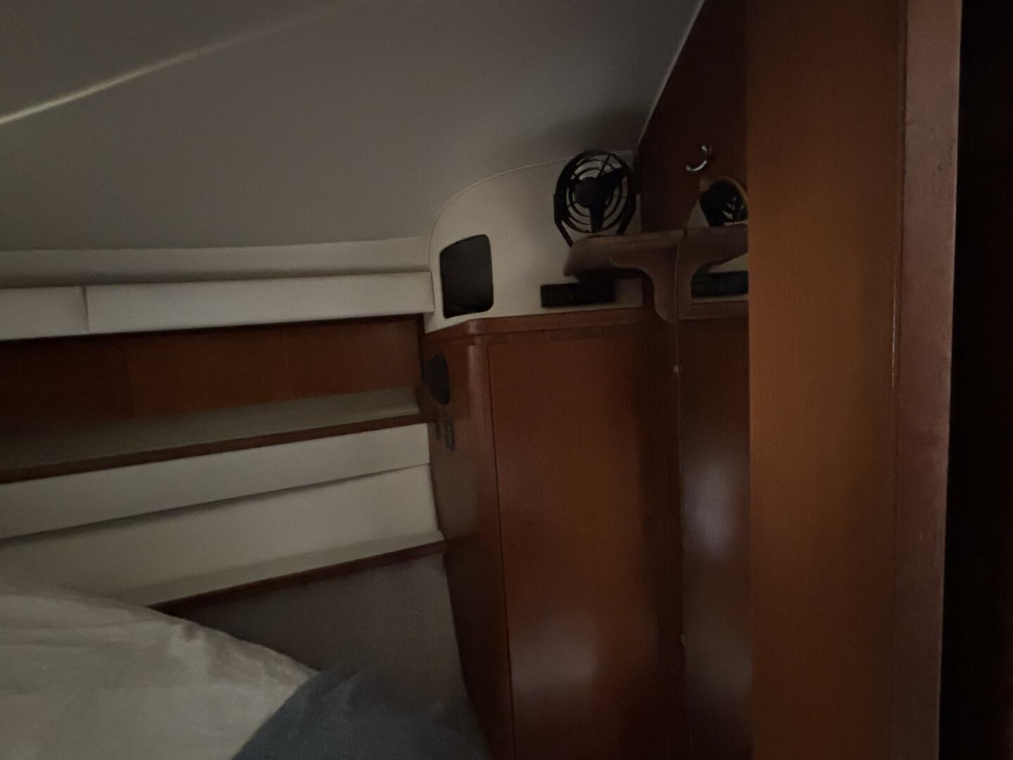 1993 Tiara Yachts 4300 Convertible - Image 33