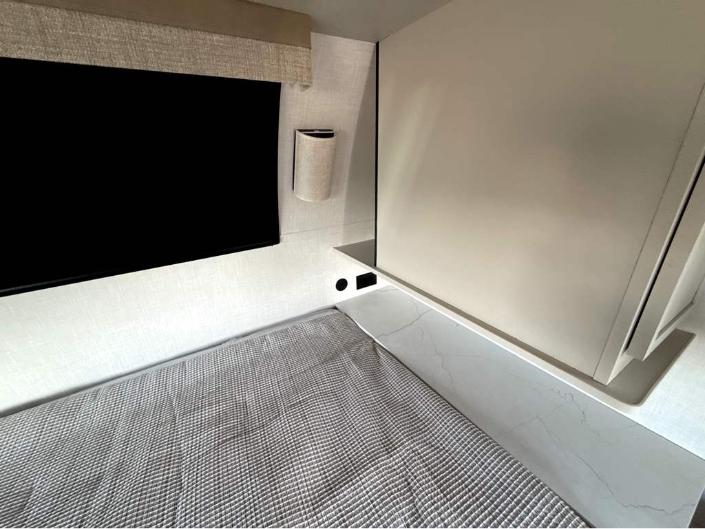 2027 VENTURE RV STRATUS 271VRK - Image 20