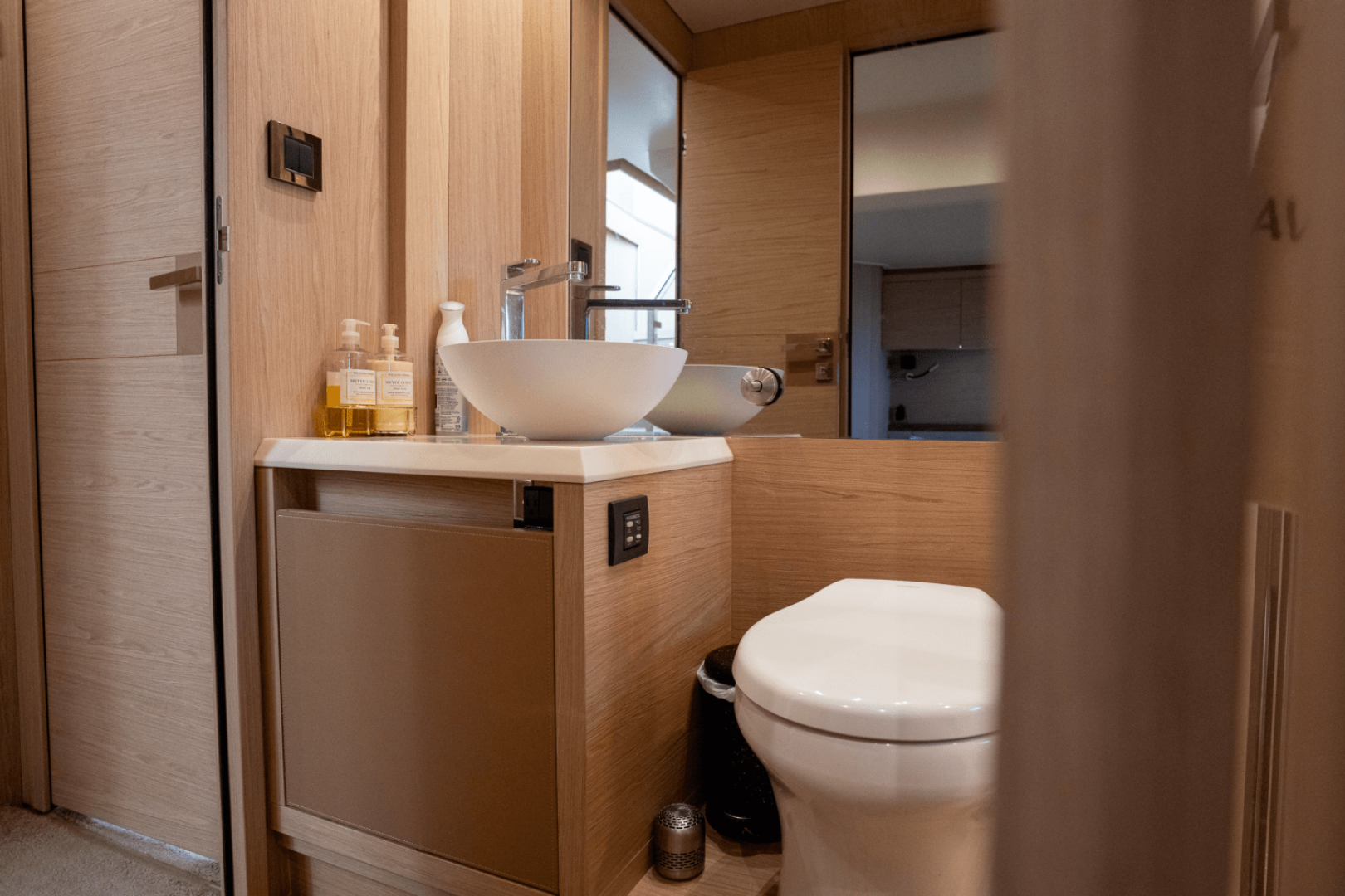 2019 Monte Carlo Yachts MC6 - Image 55