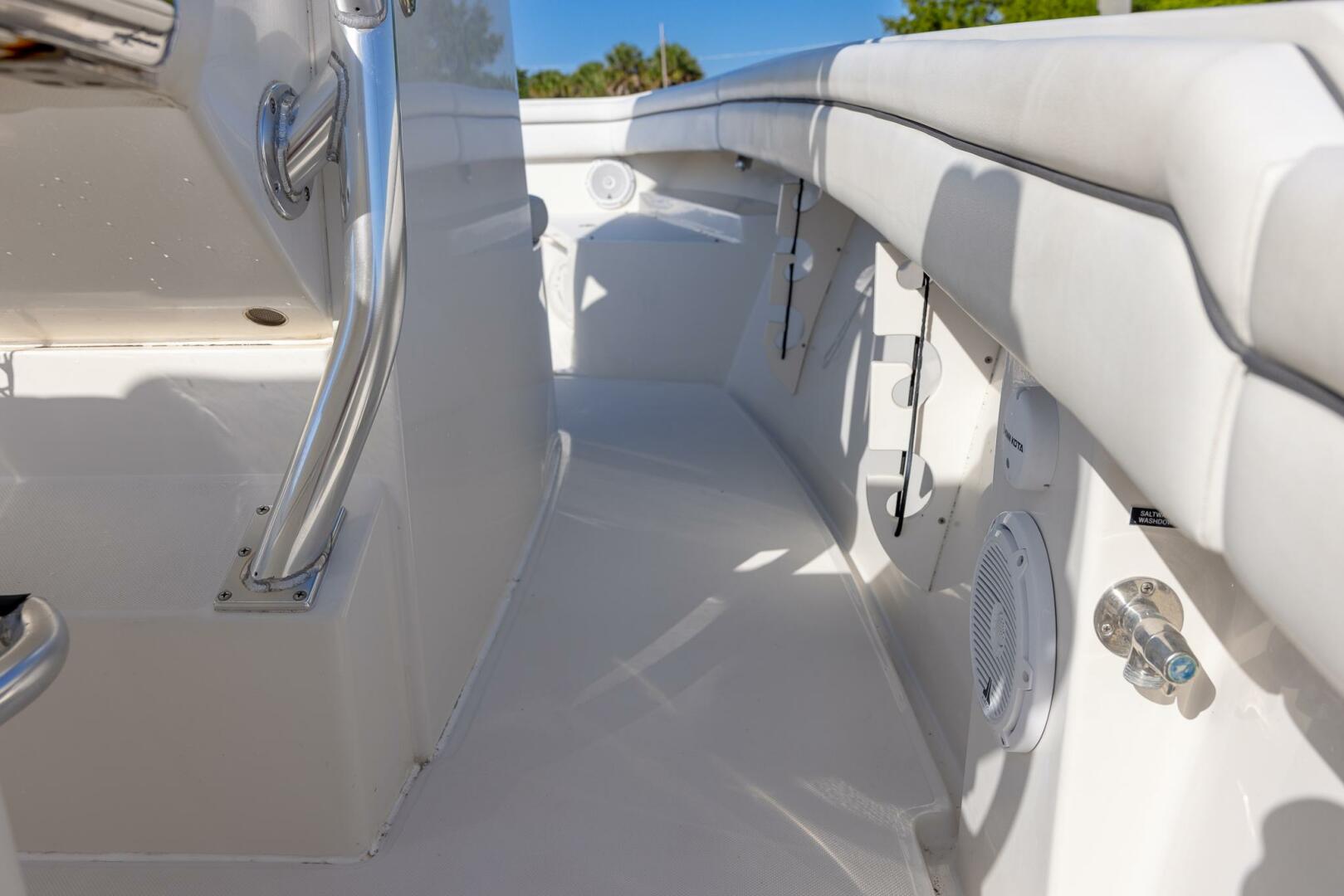 2018 Jupiter 26 FS - Image 36