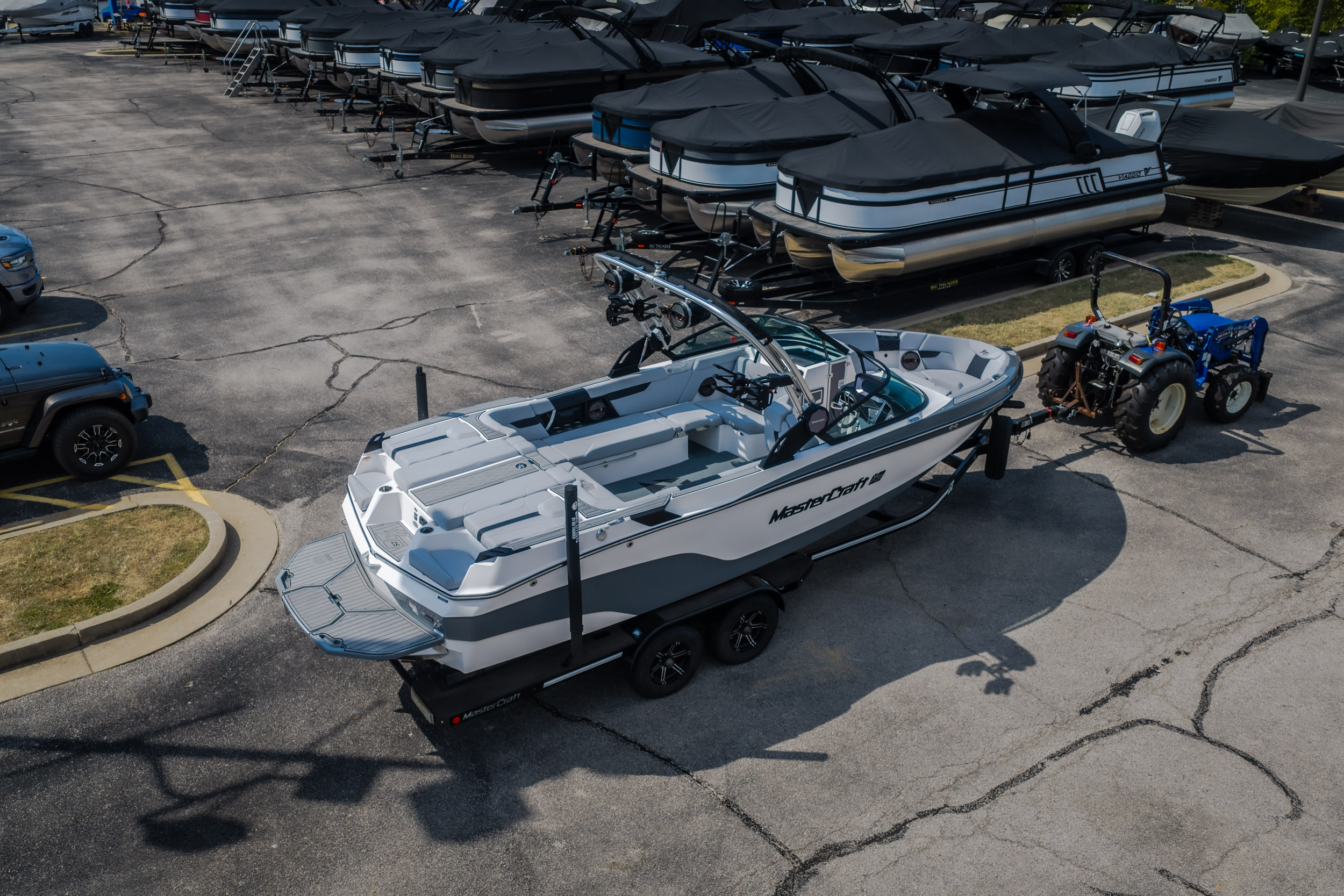 2024 MasterCraft XT25 - Image 68