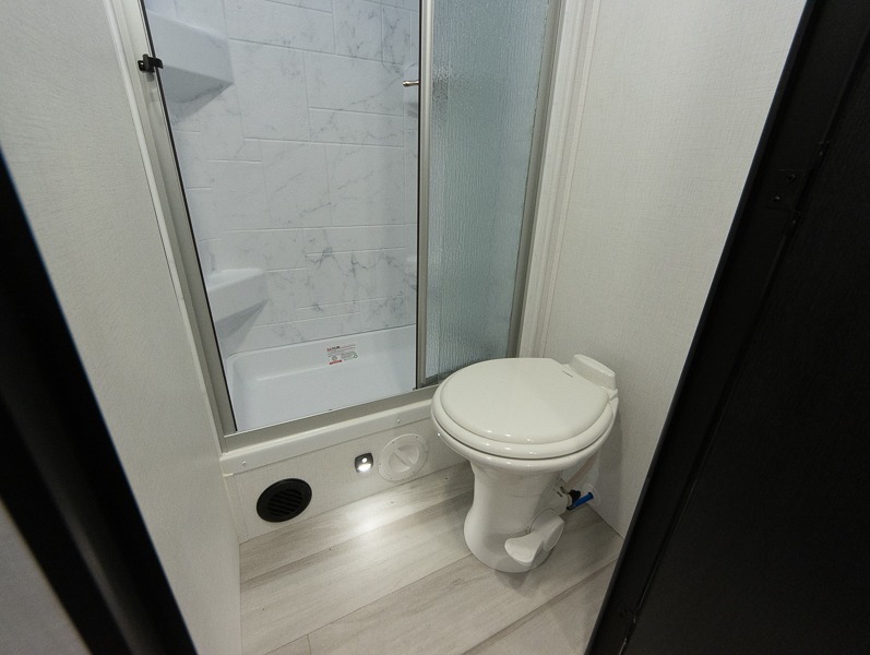 2025 Forest River Sunseeker 3050S - Image 23
