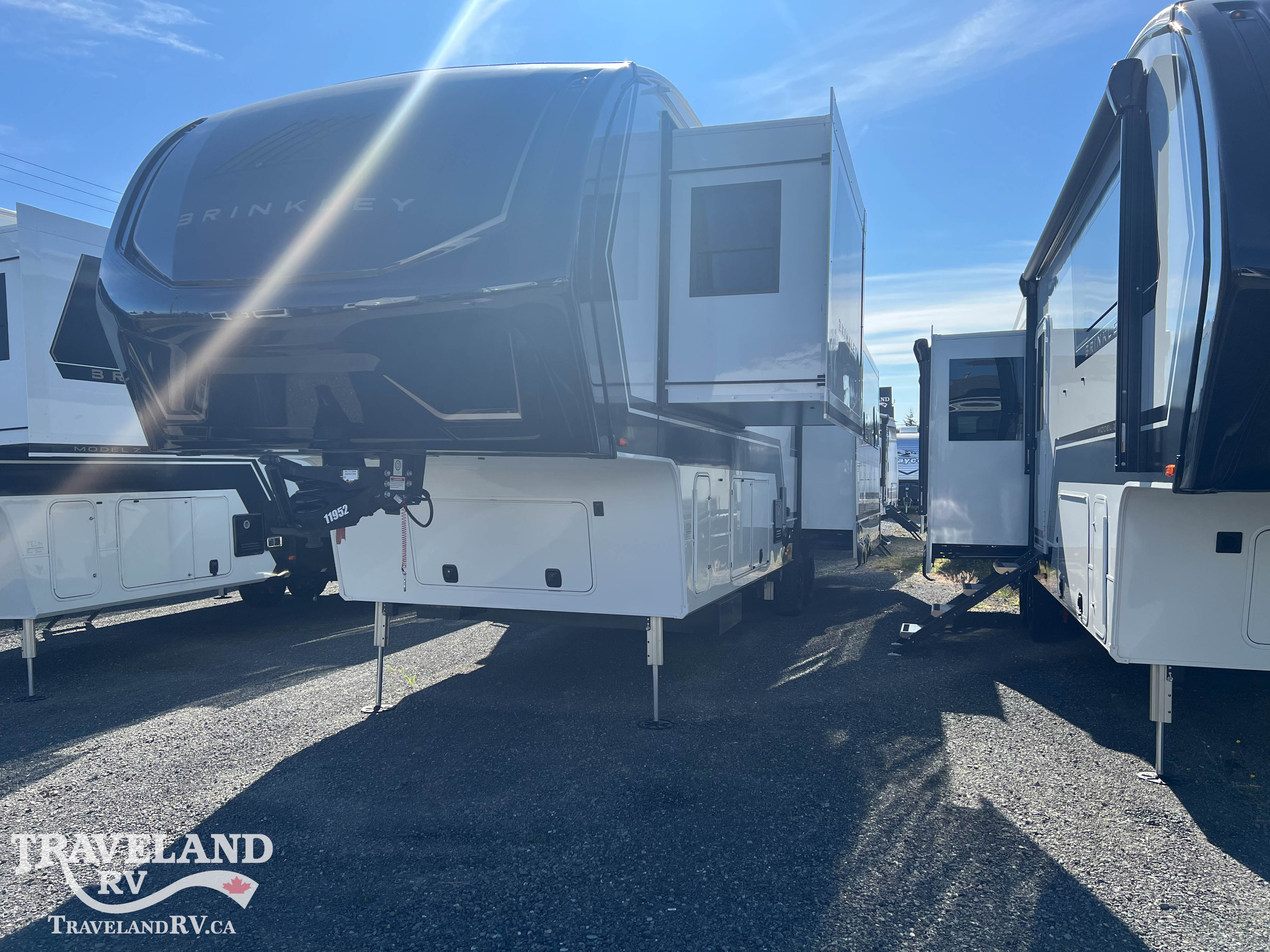 2026 Brinkley RV Model Z 3600 - Image 5