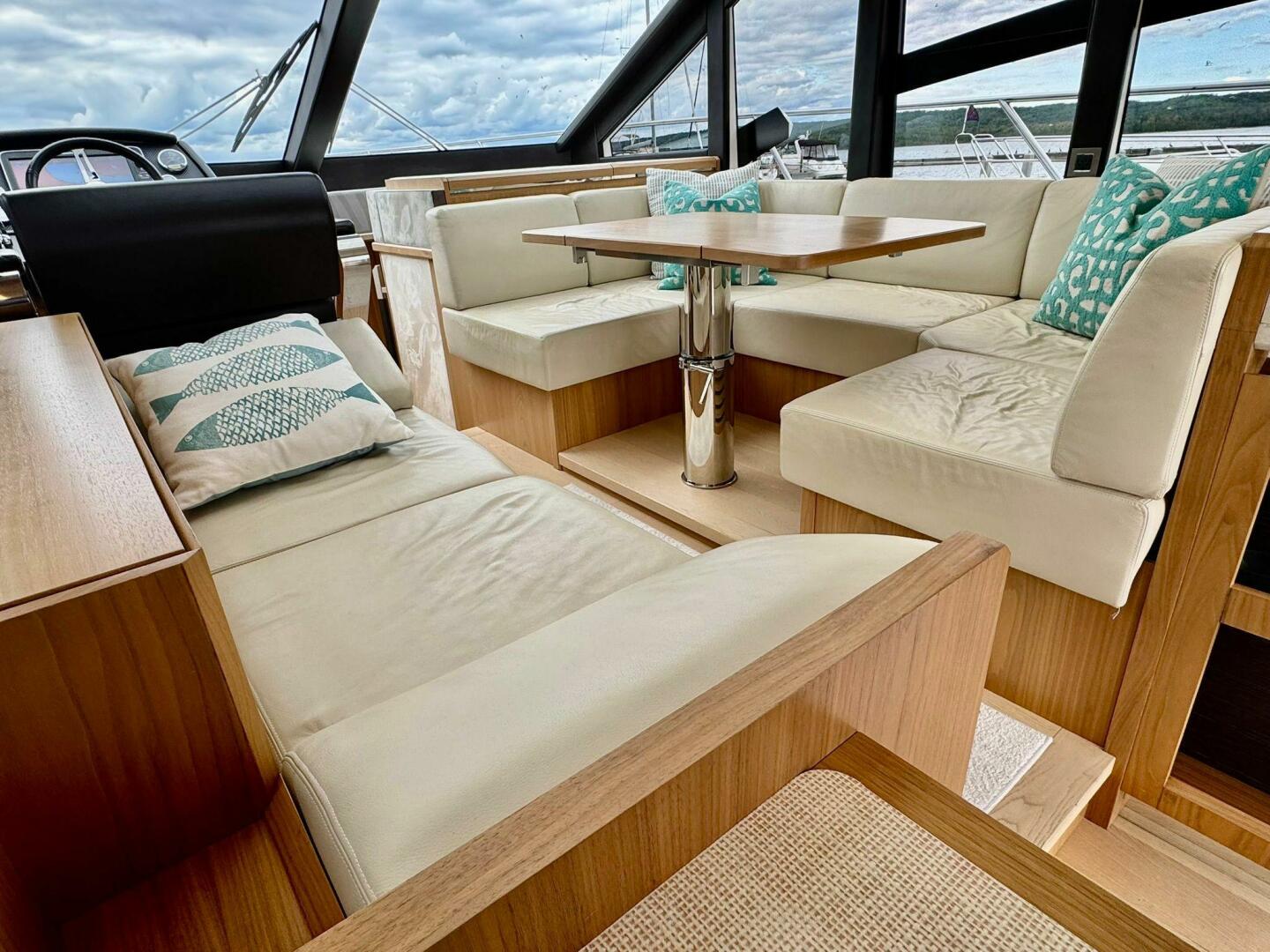2016 Absolute 45 Sport Yacht - Image 50