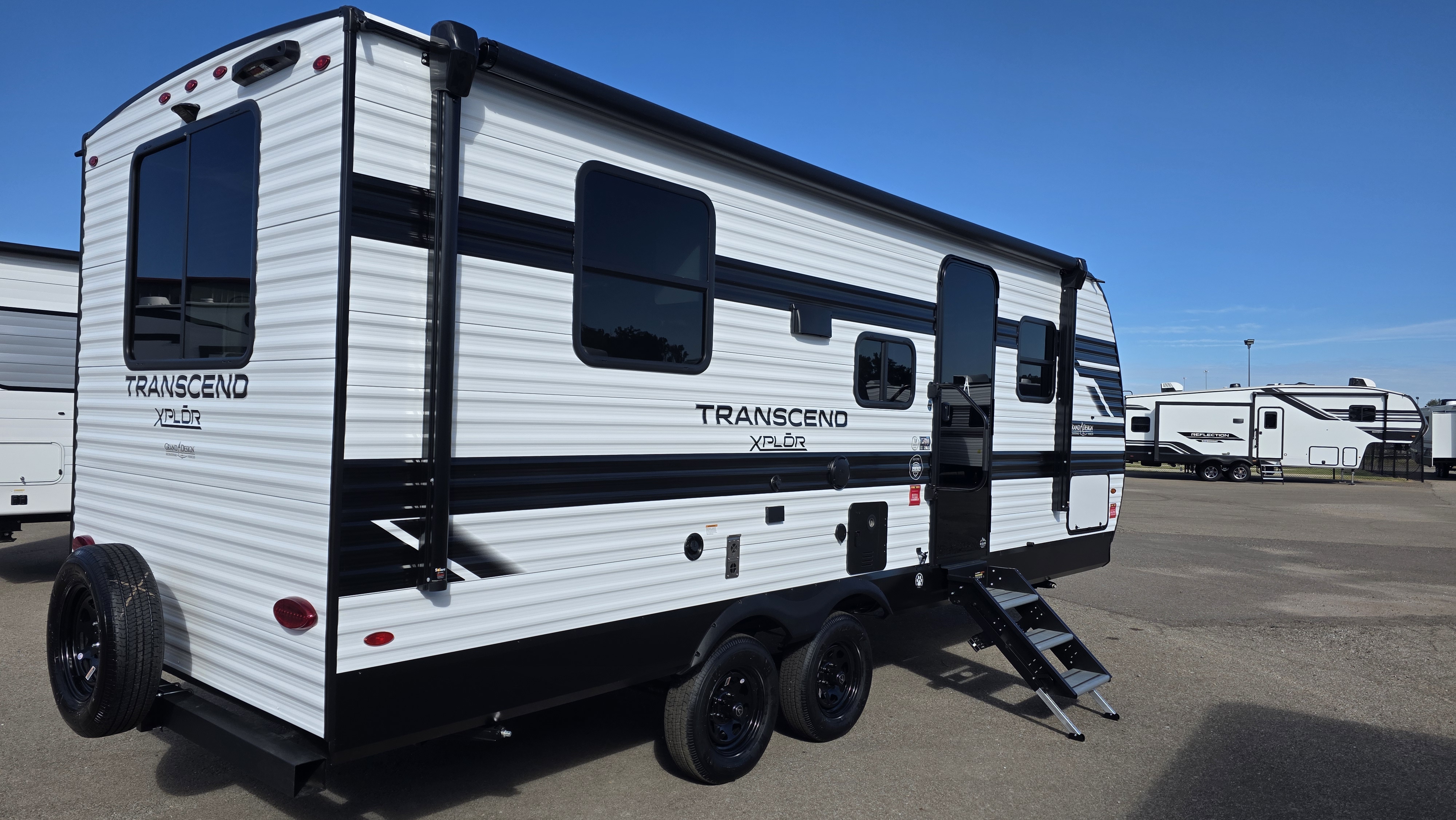 2027 GRAND DESIGN TRANSCEND 21RLX - Image 3