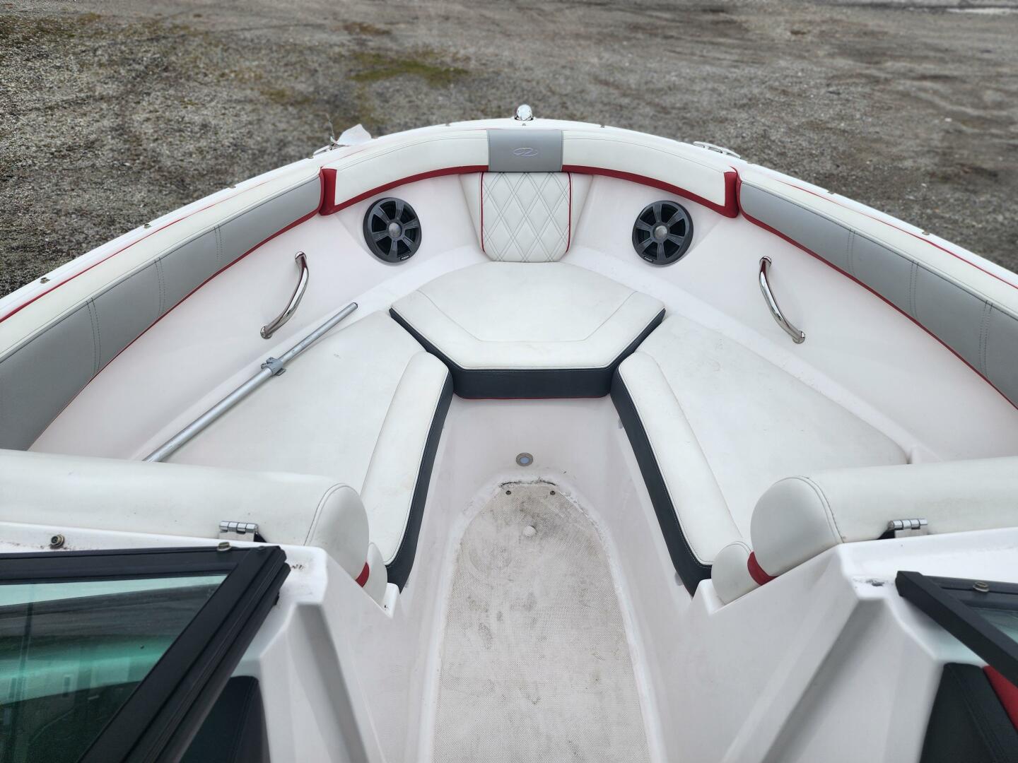 2019 Regal - Image 9