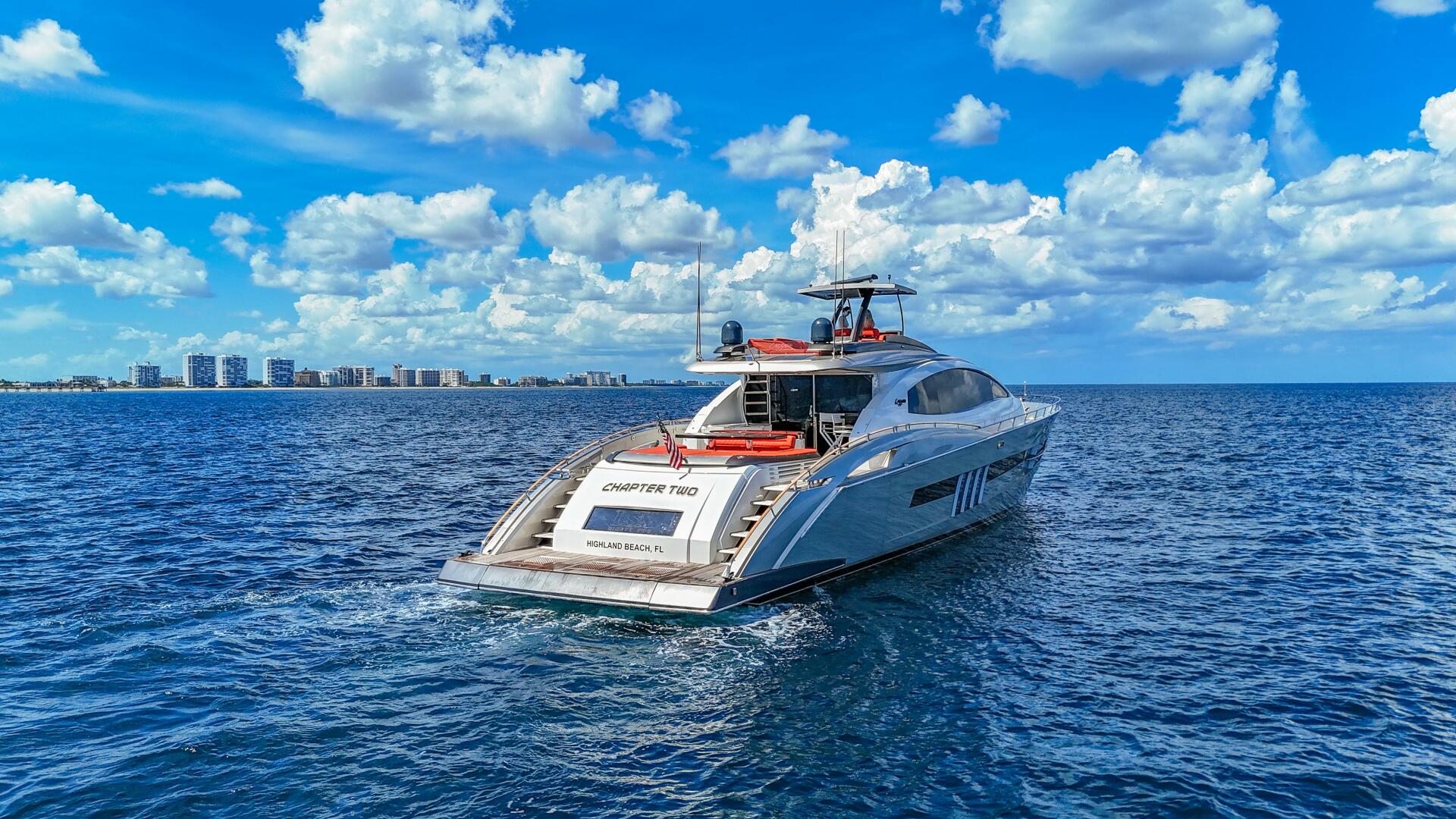 2010 Lazzara Yachts LSX 92 - Image 6