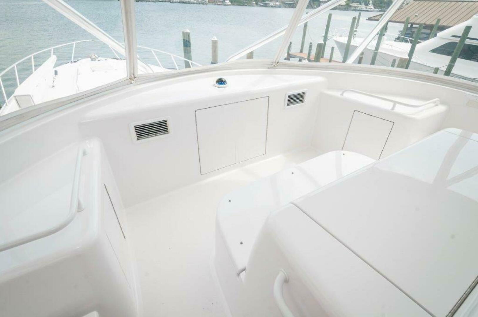 2016 Hatteras GT60 - Image 51