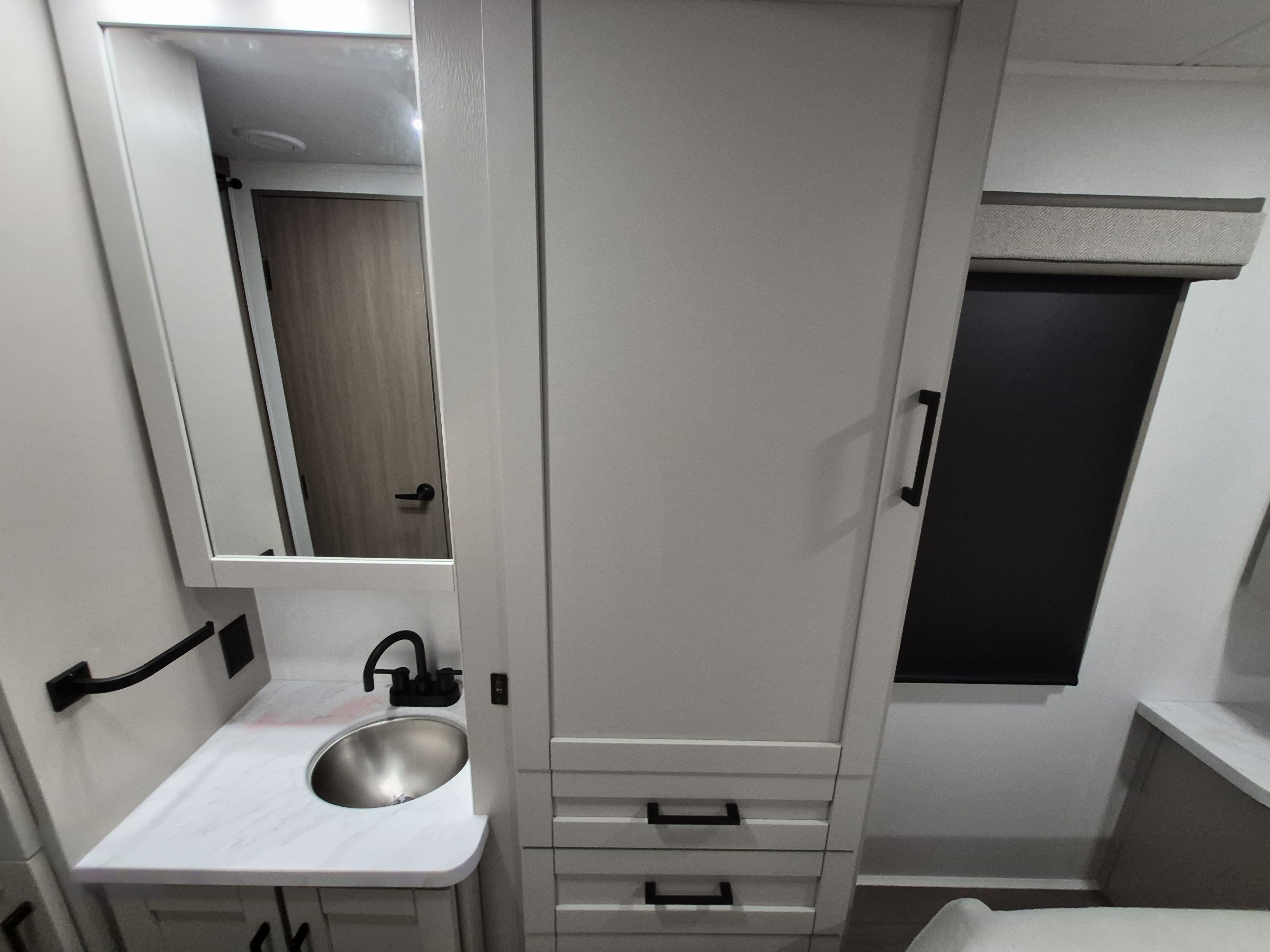 2027 JAYCO GREYHAWK 30Z - Image 37