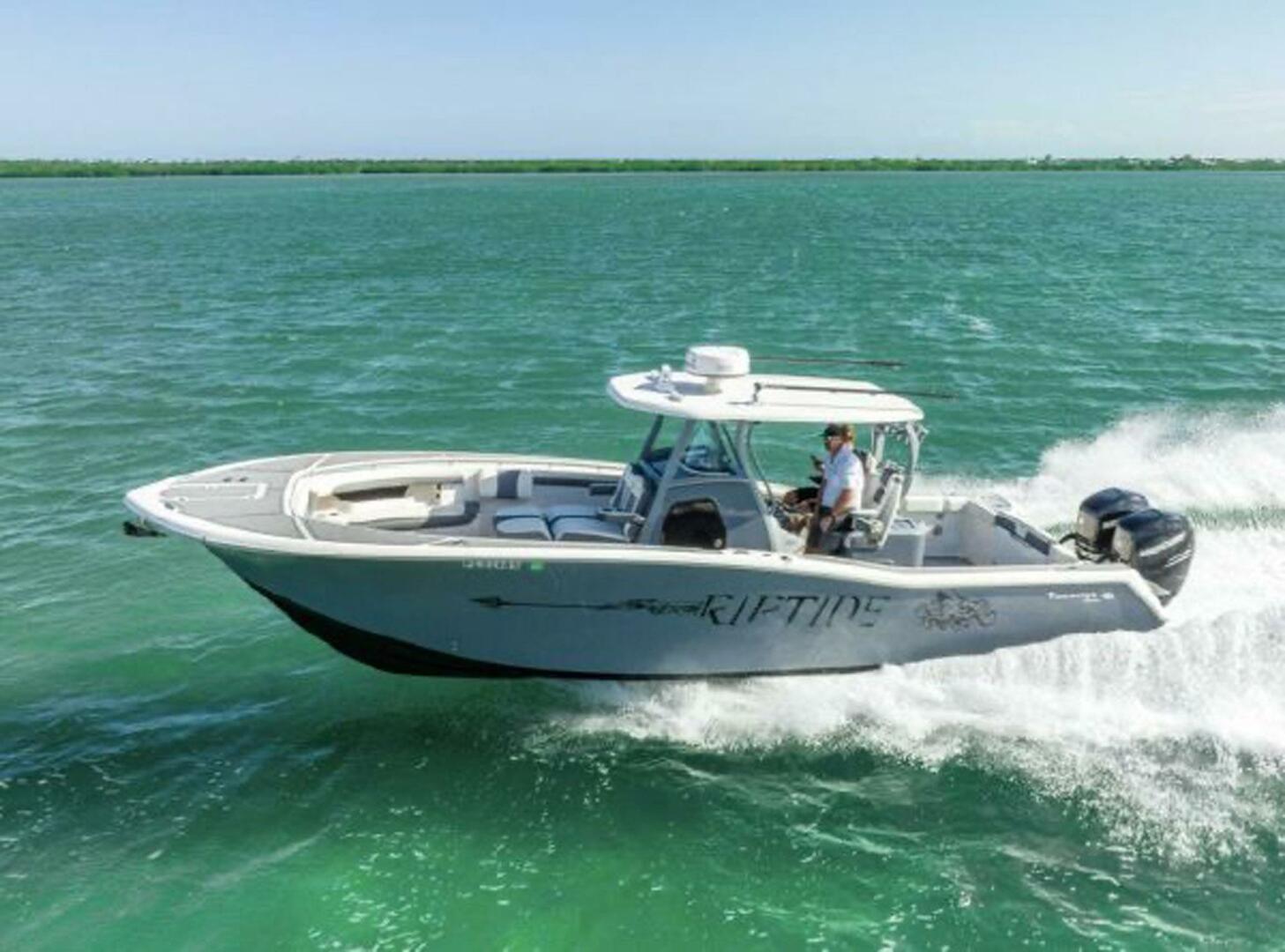 2020 Tidewater 320 CC Adventure - Image 28