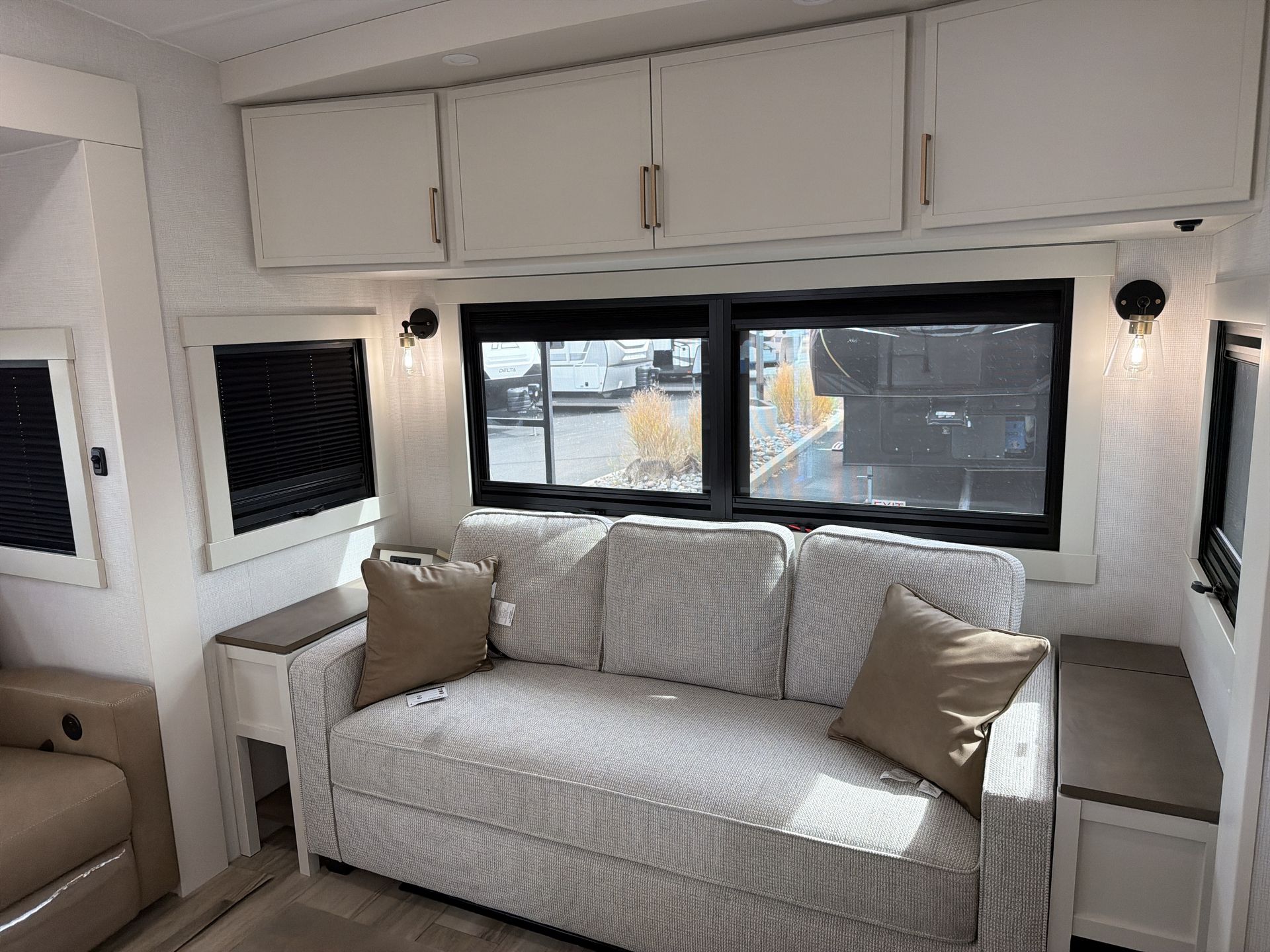 2027 Brinkley RV Model Z 3610 - Image 17