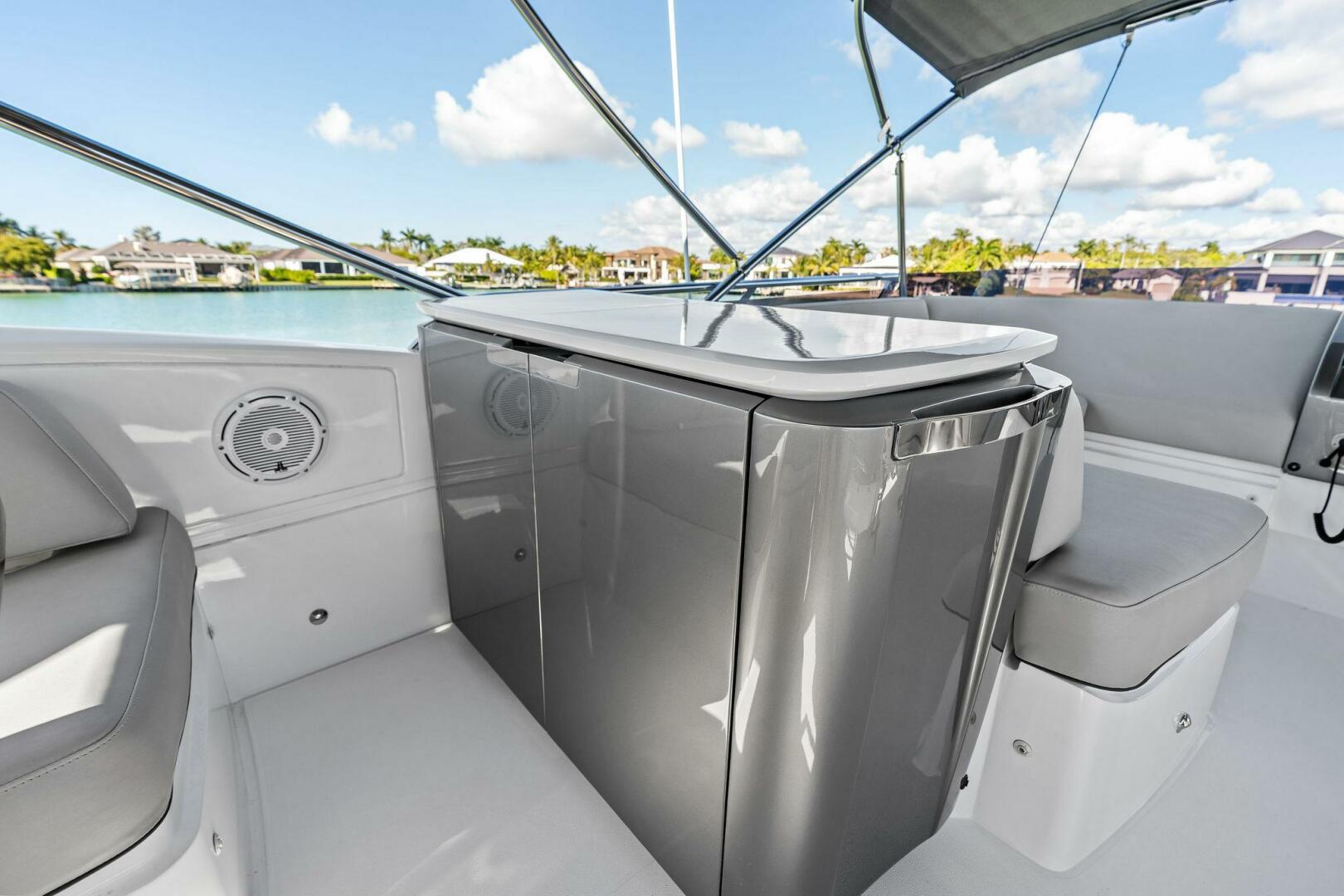 2023 Princess F50 - Image 57