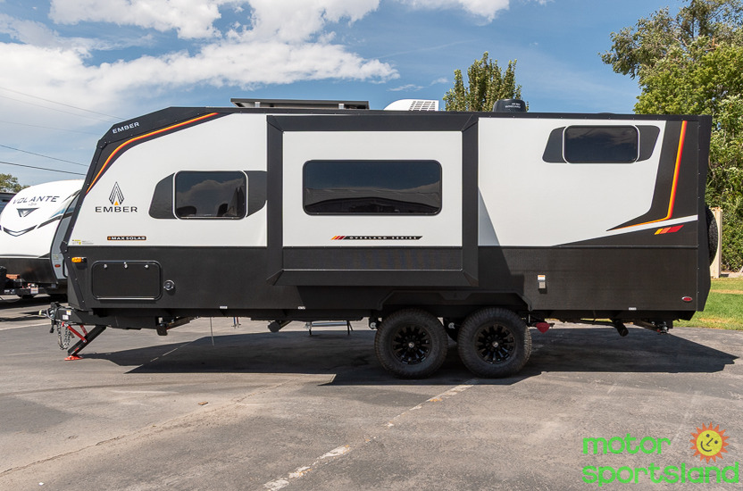 2027 Ember Overland Series 221MSL - Image 6