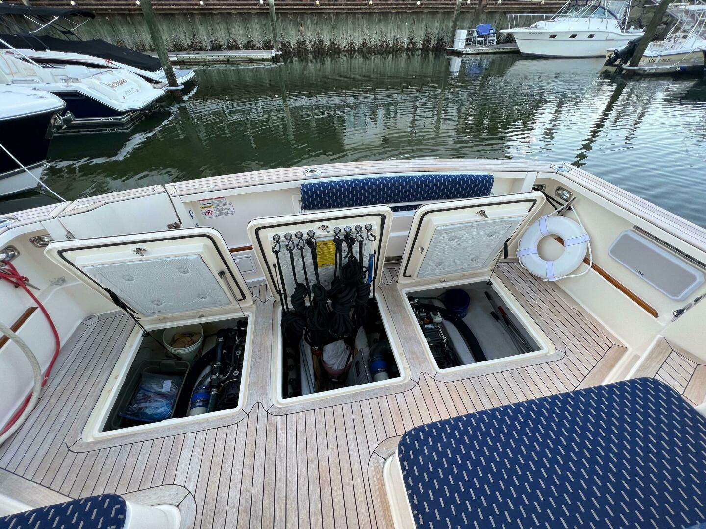 2008 Sabre 42 Hardtop Express - Image 33