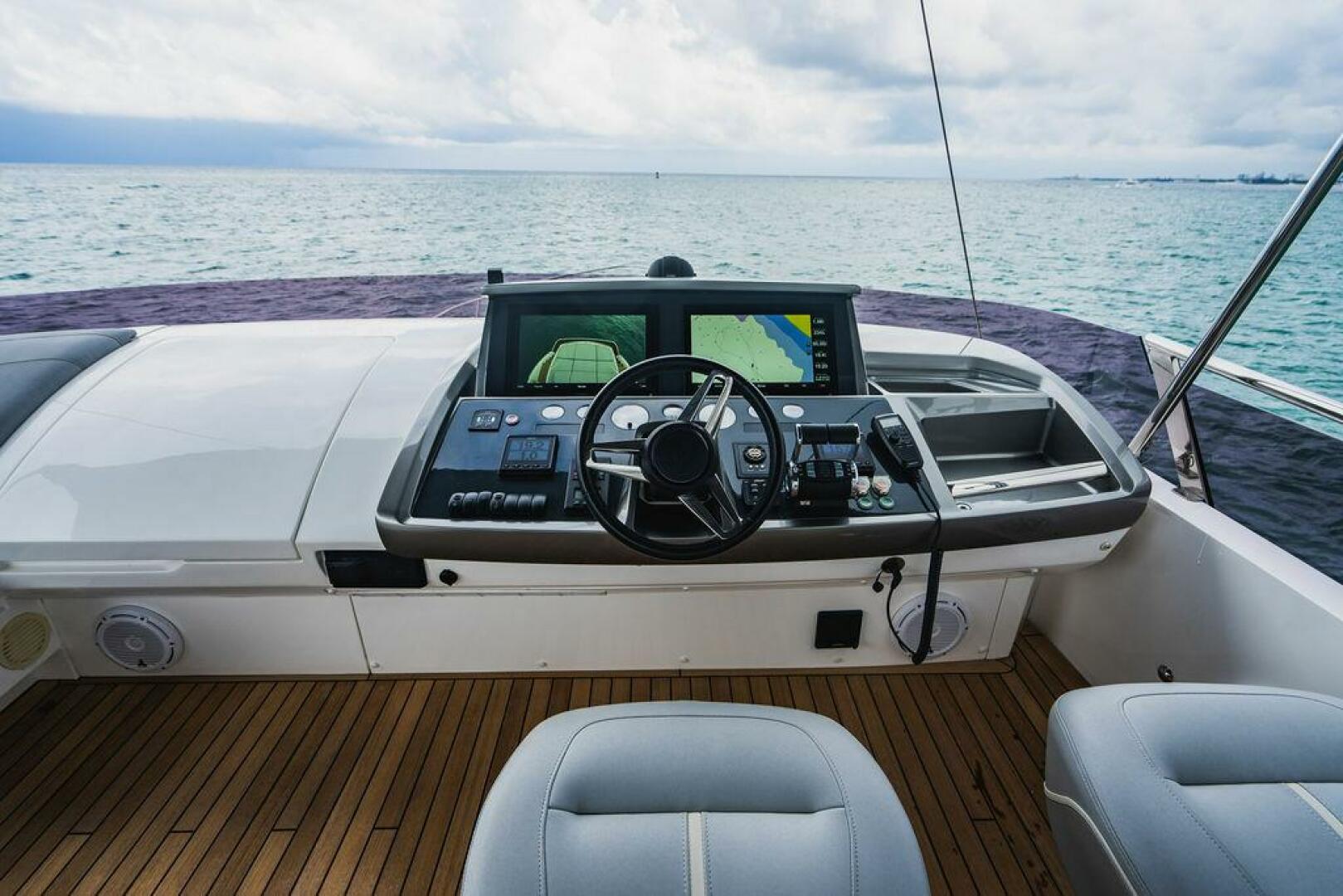 2022 Princess S66 - Image 29