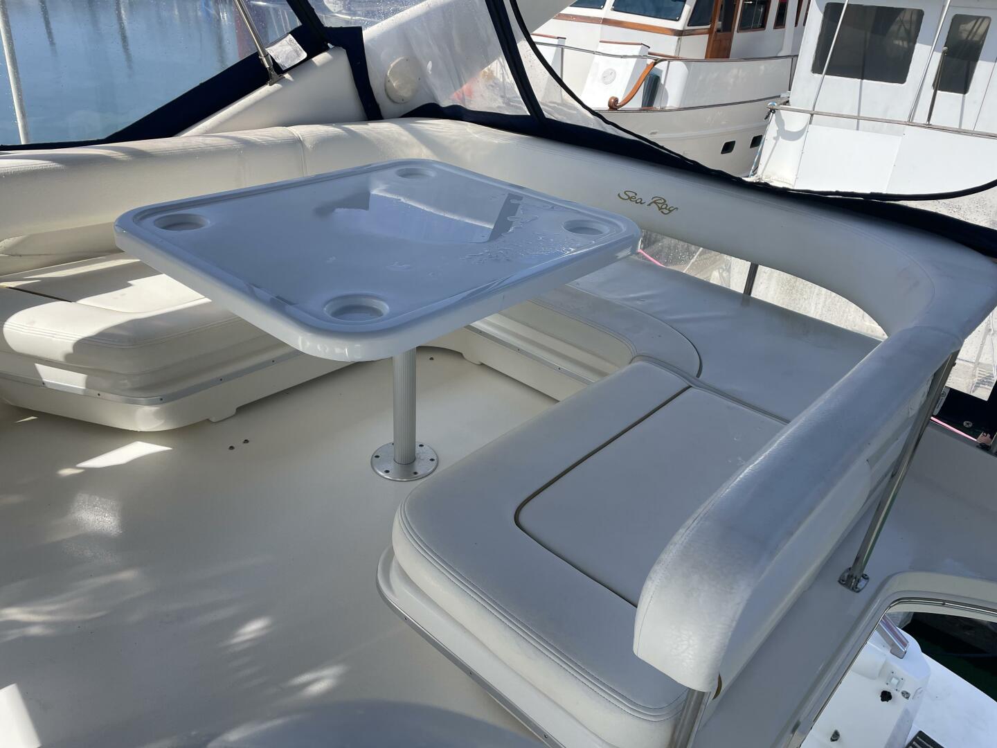 2000 Sea Ray 400 Sedan Bridge - Image 32