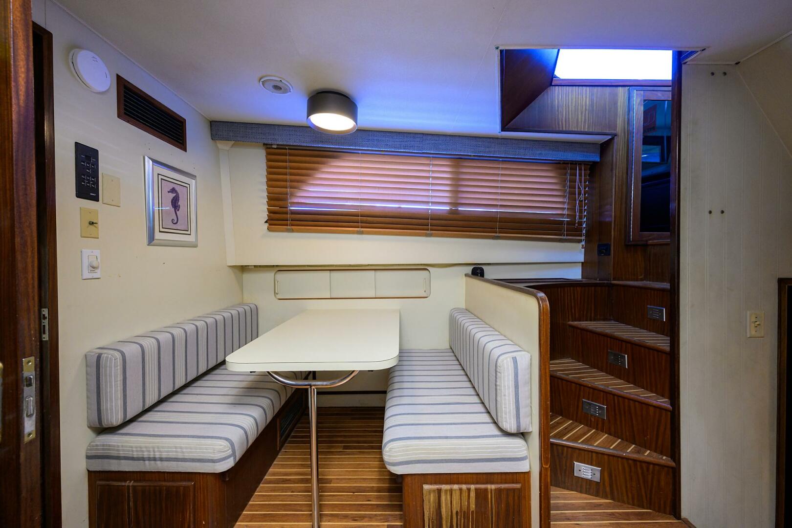 2003 Jupiter 31 Cuddy - Image 34