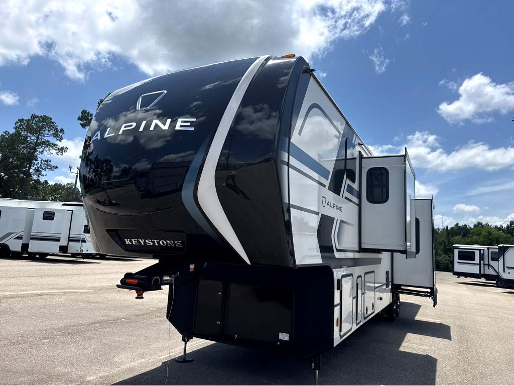 2026 Keystone ALPINE 3910RK - Image 2