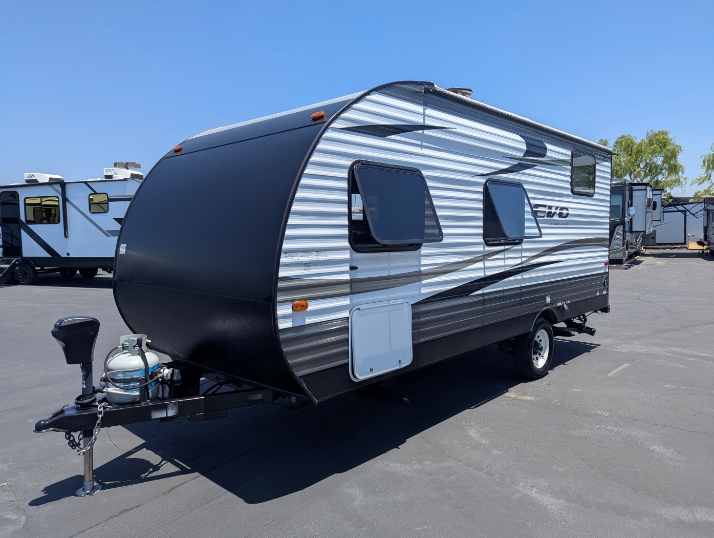 2018 Forest River EVO 177BH - Image 3