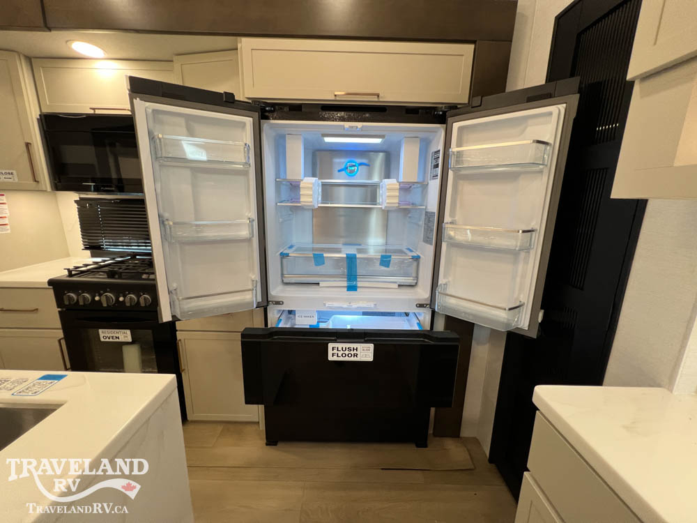2027 Alliance RV Paradigm 310RL - Image 28