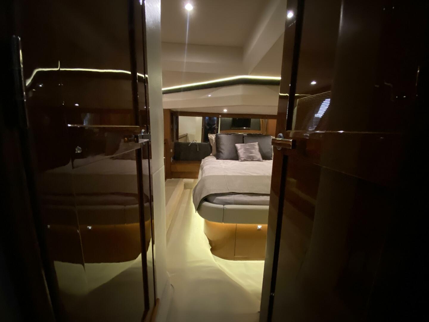2016 Sea Ray 510 FLY - Image 26