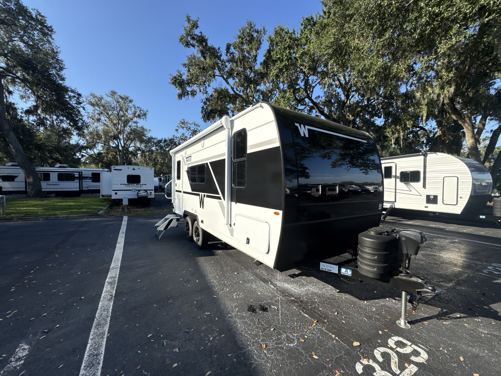 2026 Winnebago Thrive
