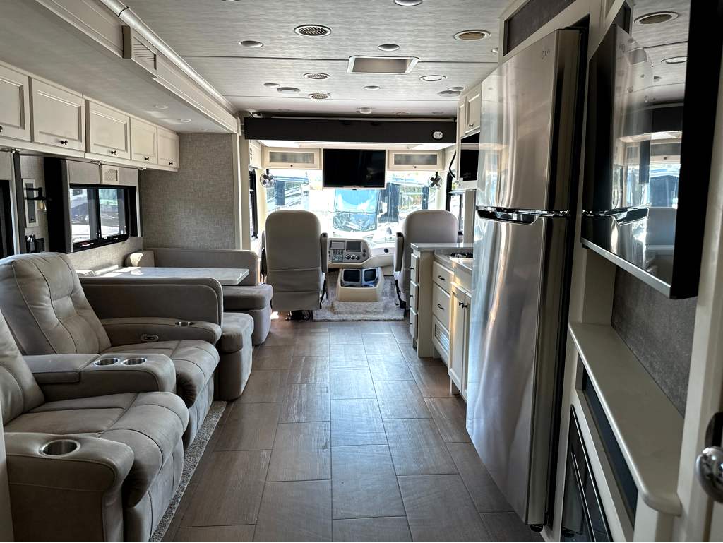 2019 TIFFIN ALLEGRO 34 PA - Image 27