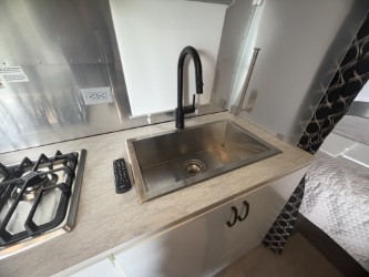2022 AIRSTREAM CARAVEL 22FB - Image 14